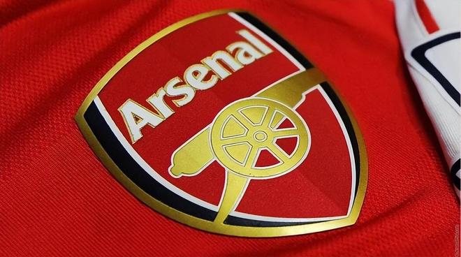 克罗斯：迪亚斯的红牌是误判；裁判被阿什拉夫的伤病影响了判断（克罗斯：迪亚斯红牌判罚有误，阿什拉夫的伤情干扰了裁判判断）